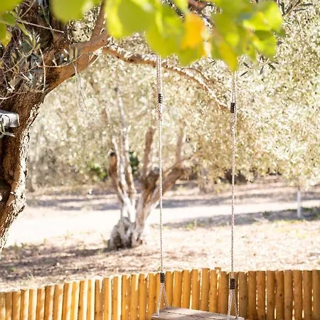 Villa Chaihoutes Stone Into Olive Farm In Zia *