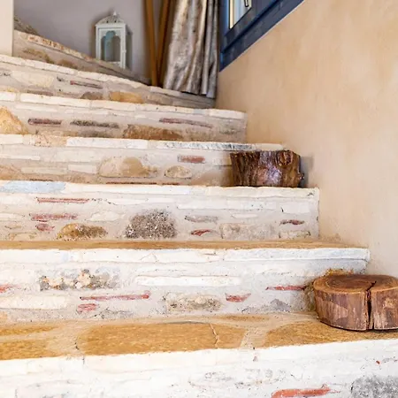 Villa Chaihoutes Stone Into Olive Farm In Zia *